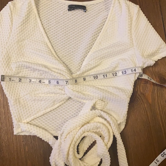 Urban Outfitters White Crop Top With Long Tie - Picture 8 of 8